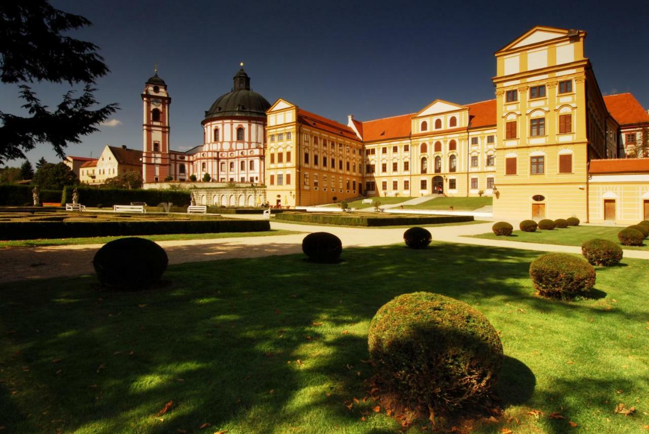U Lojzika Pulkov